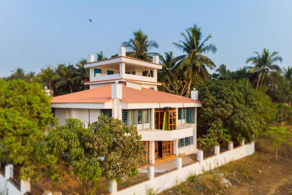 Lake View Villa Gandaulim Exterior photo